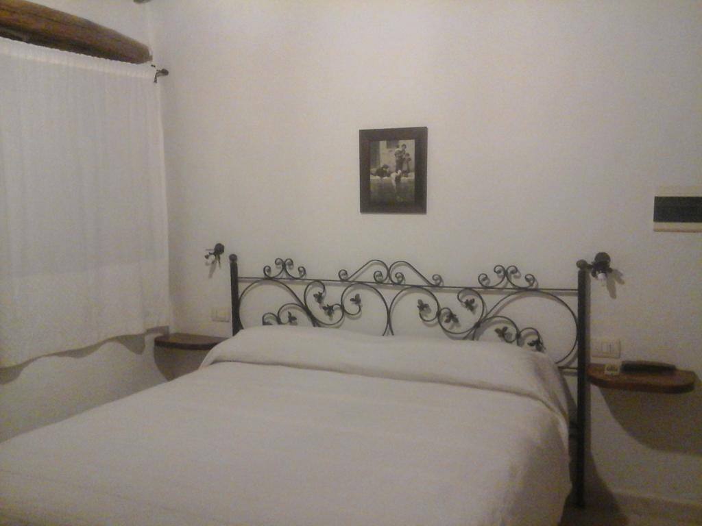 Locanda La Rosa Pauli Arbarei Exteriér fotografie