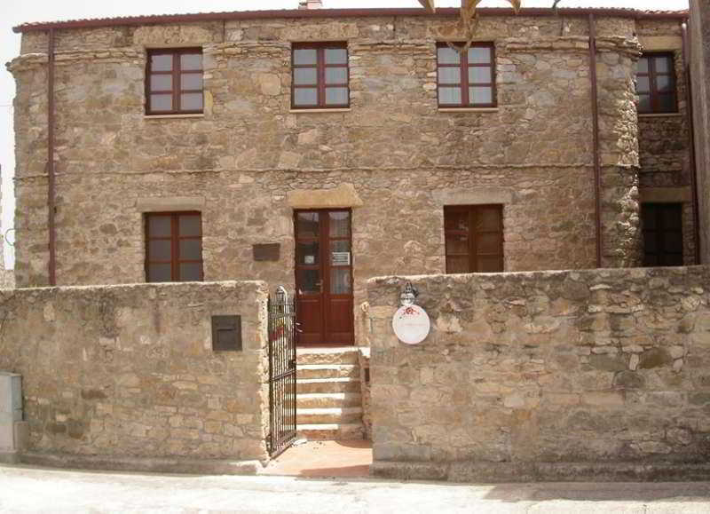 Locanda La Rosa Pauli Arbarei Exteriér fotografie